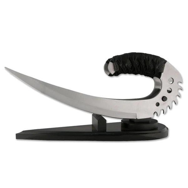 Chronicles Of Riddick Claw Dagger Saber Knife Includes Display Stand 3 Chronicles Of Riddick Claw Dagger Saber Knife Includes Display Stand
